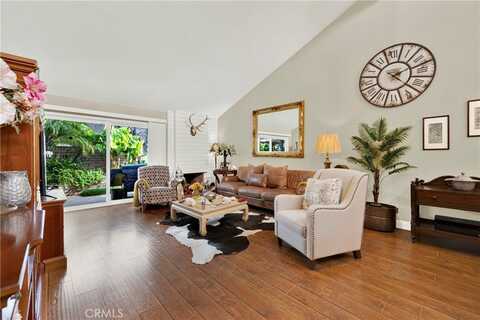 3 Dogwood S, Irvine, CA 92612