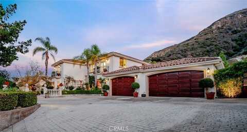 27 Round Up Road, Bell Canyon, CA 91307