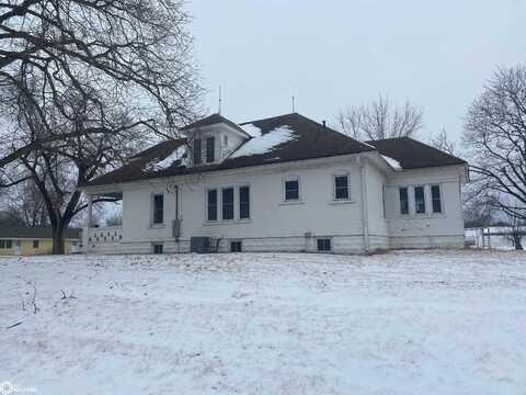 302 S 4Th Street, Farmington, IA 52626