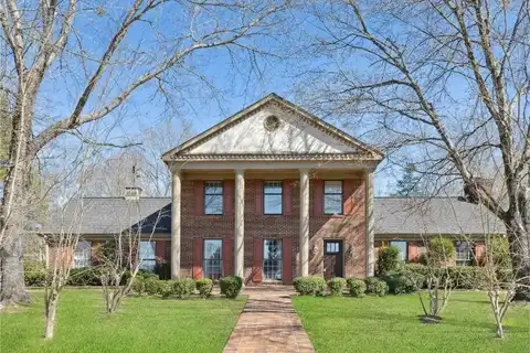 705 Starkville Road, Houston, MS 38851