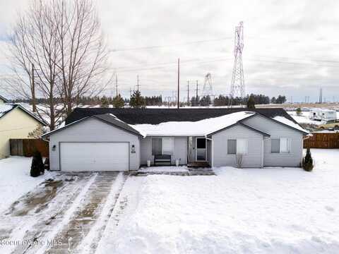 6586 West Santa Fe St, Rathdrum, ID 83858