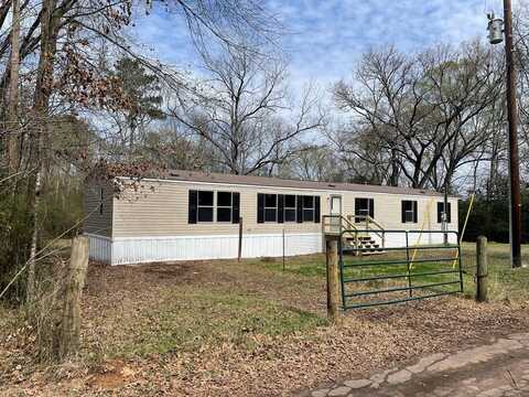 672 W Cedar, Nacogdoches, TX 75946