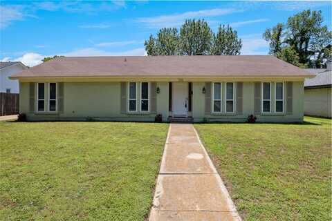 7316 Martha Lane, Fort Worth, TX 76112