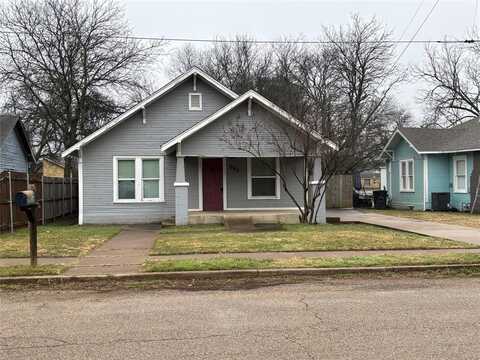 909 W Wardville Street, Cleburne, TX 76033