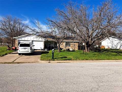 7801 Conn Drive, North Richland Hills, TX 76180