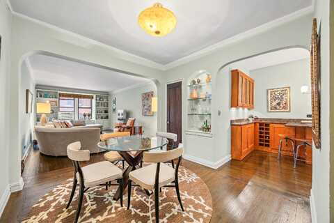 357 West 55th Street, New York, NY 10019