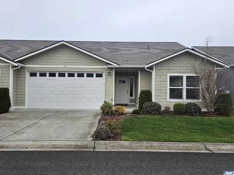 41 Nimbus Lane, Sequim, WA 98382