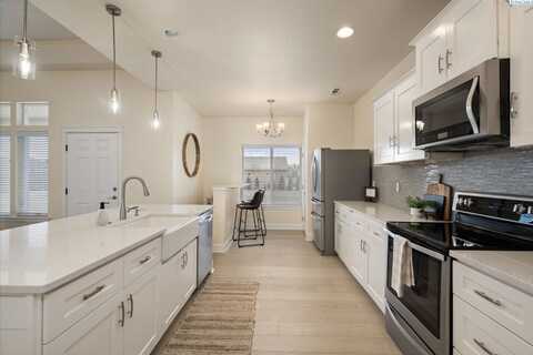 6119 W Court st, Pasco, WA 99301