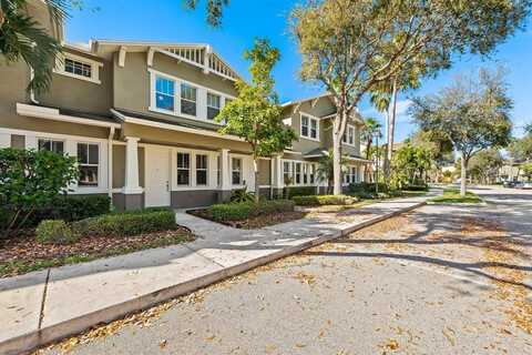 580 Pacific Grove Dr, West Palm Beach, FL 33401
