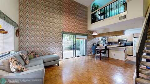 3036 S Oakland Forest Dr, Oakland Park, FL 33309
