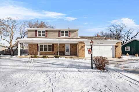 500 ROSELAWN Boulevard, GREEN BAY, WI 54301