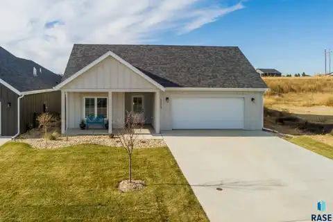 1713 N Rosemary Ave, Sioux Falls, SD 57110