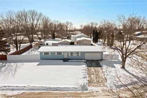 6847 8th Street Lane N, Oakdale, MN 55128