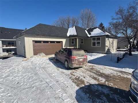 10294 Lee Drive, Eden Prairie, MN 55347