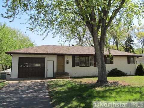 5844 Orchard Avenue N, Crystal, MN 55429