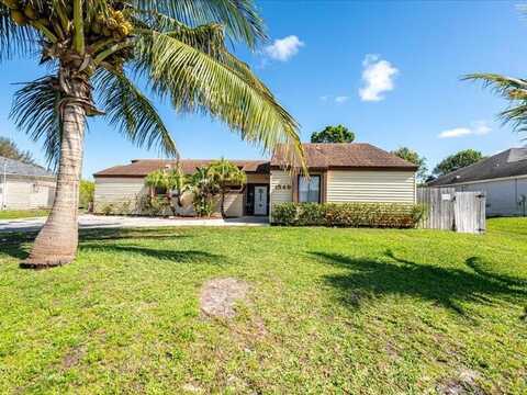 1549 SE Croquet Street, Port Saint Lucie, FL 34983