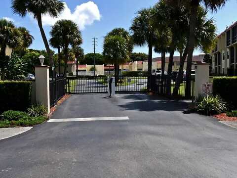 2050 Oleander Boulevard, Fort Pierce, FL 34950