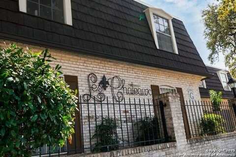 8058 BROADWAY, San Antonio, TX 78209