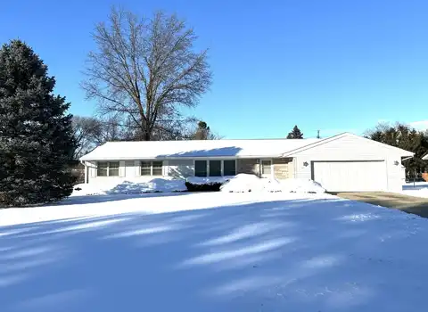 2231 E West Hart Road, Beloit, WI 53511