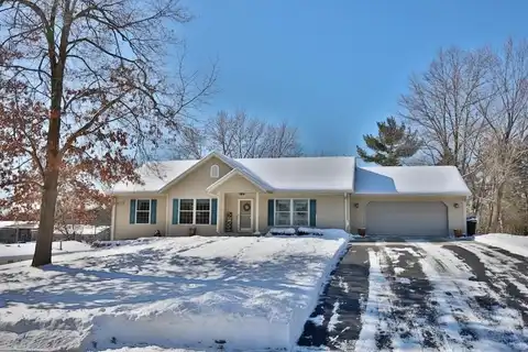 809 Pine Drive, Wisconsin Dells, WI 53965