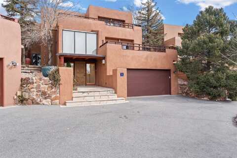 707 E Palace, Santa Fe, NM 87501