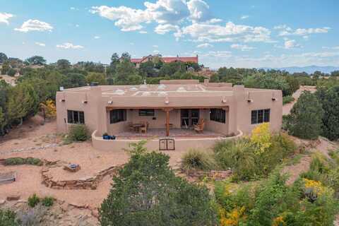 23 Camino Hasta Manana, Santa Fe, NM 87506