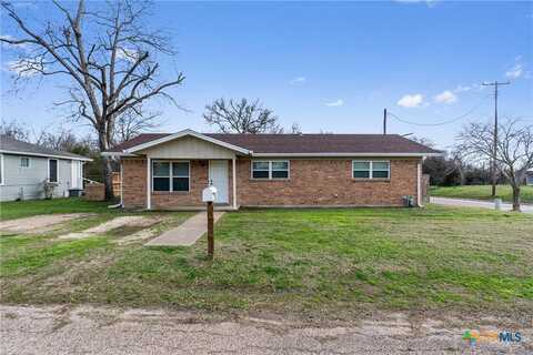 301 E 1st Street, Rockdale, TX 76567