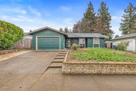 1486 La Mesa Street, Medford, OR 97504