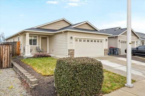 3647 Agate Meadows Drive, White City, OR 97503