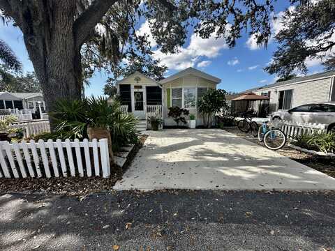 7125 Fruitville Rd Lo32, Sarasota, FL 34240