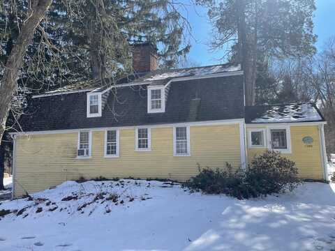 1300 Middle Road, East Greenwich, RI 02818