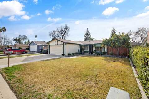 1645 S Crenshaw Street, Visalia, CA 93277