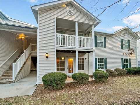 905 Hanahan Court, Greensboro, NC 27409