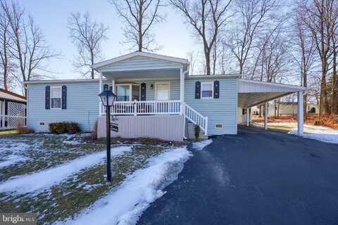 7 ASH DRIVE, MANHEIM, PA 17545