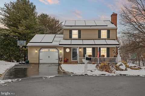 5 E WINDY HILL DRIVE, LITITZ, PA 17543