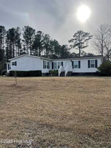 1800 Murphy Road, Burgaw, NC 28425