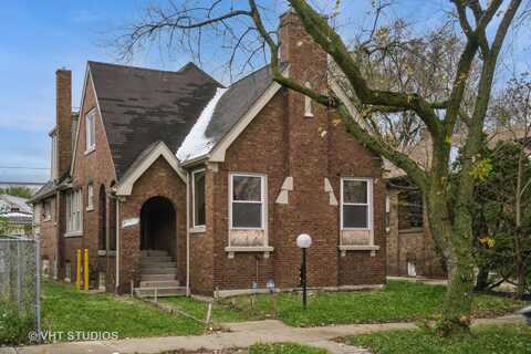 8050 S. Harper Avenue, Chicago, IL 60619