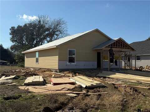 1704 Pine Street, Hearne, TX 77859