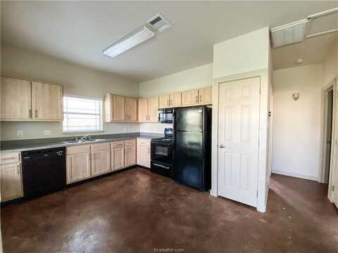 1102 W. 16th Street, Cameron, TX 76520