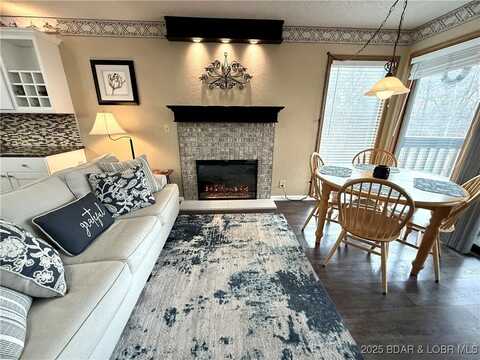 43 Southwood Shores Circle unit: 3A, Lake Ozark, MO 65049