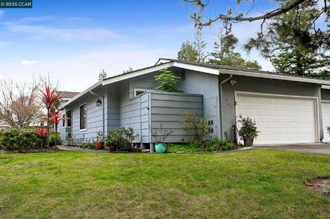 307 Rappahannock Ct, Danville, CA 94526