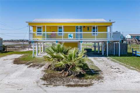 2023 S Kossuth Street, Rockport, TX 78382