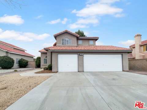 1129 Amorosa Dr, Lancaster, CA 93535