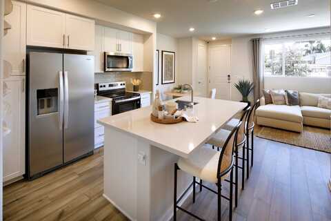 9128 Teralina Circle, Riverside, CA 92503