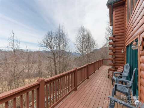 291 Appalachian Trail, Maggie Valley, NC 28751