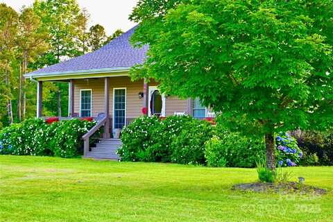 660 Scoggins Road, Rutherfordton, NC 28139