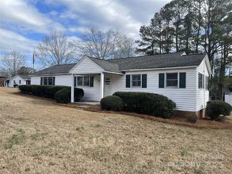 301 S Sycamore Street, Pageland, SC 29728