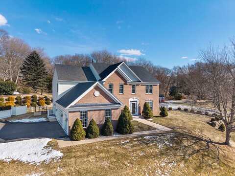 16 Crosswinds Drive, Groton, CT 06340