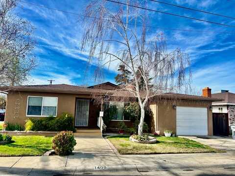 1409 Nevada Avenue S, Los Banos, CA 93635