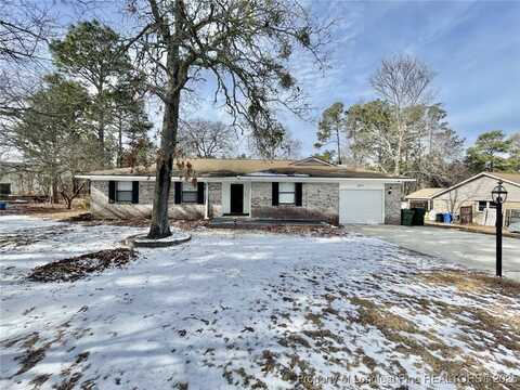 6829 Timbercroft Lane, Fayetteville, NC 28314